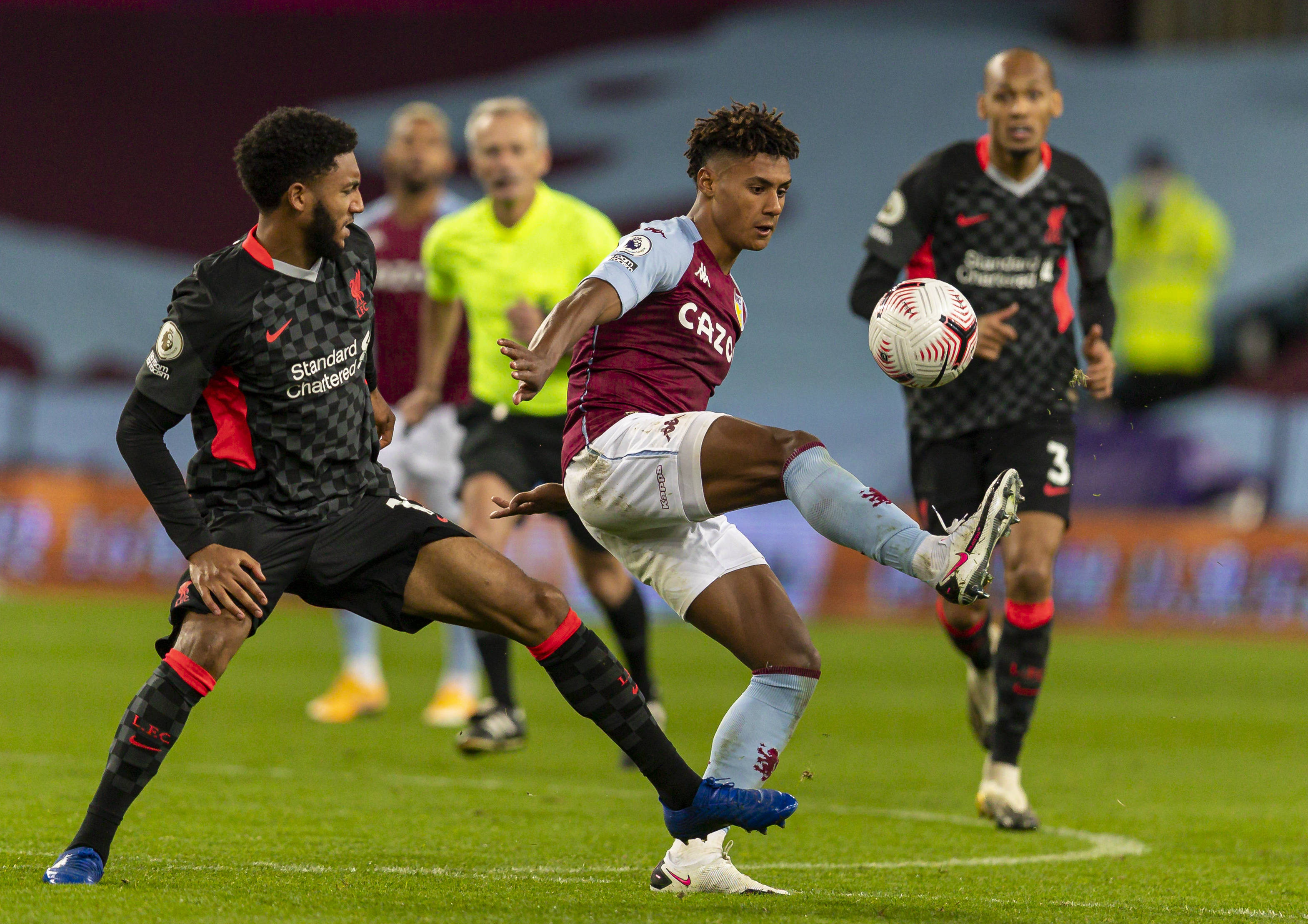 世體：弗裏克認為巴薩防線過於後撤，進攻時需提升傳球速度.